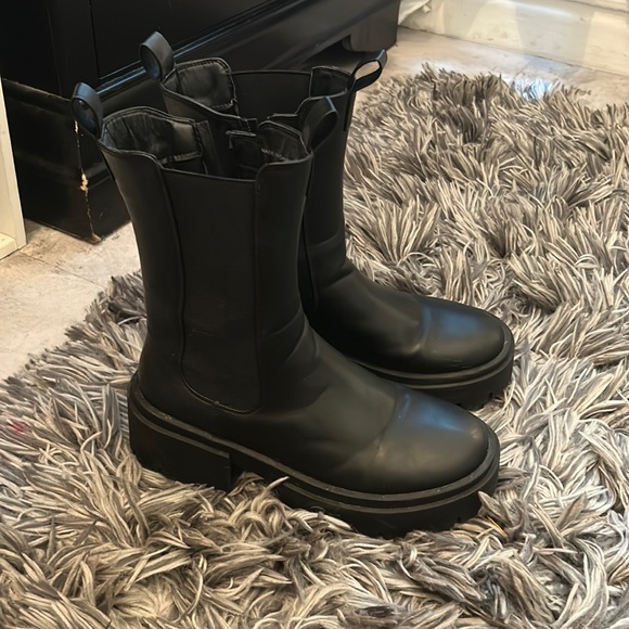 Stradivarius chunky basic boot - Picture 1 of 3